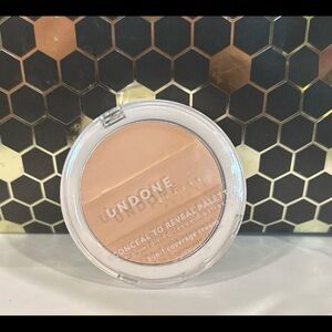 Undone beauty conceal to reveal palette